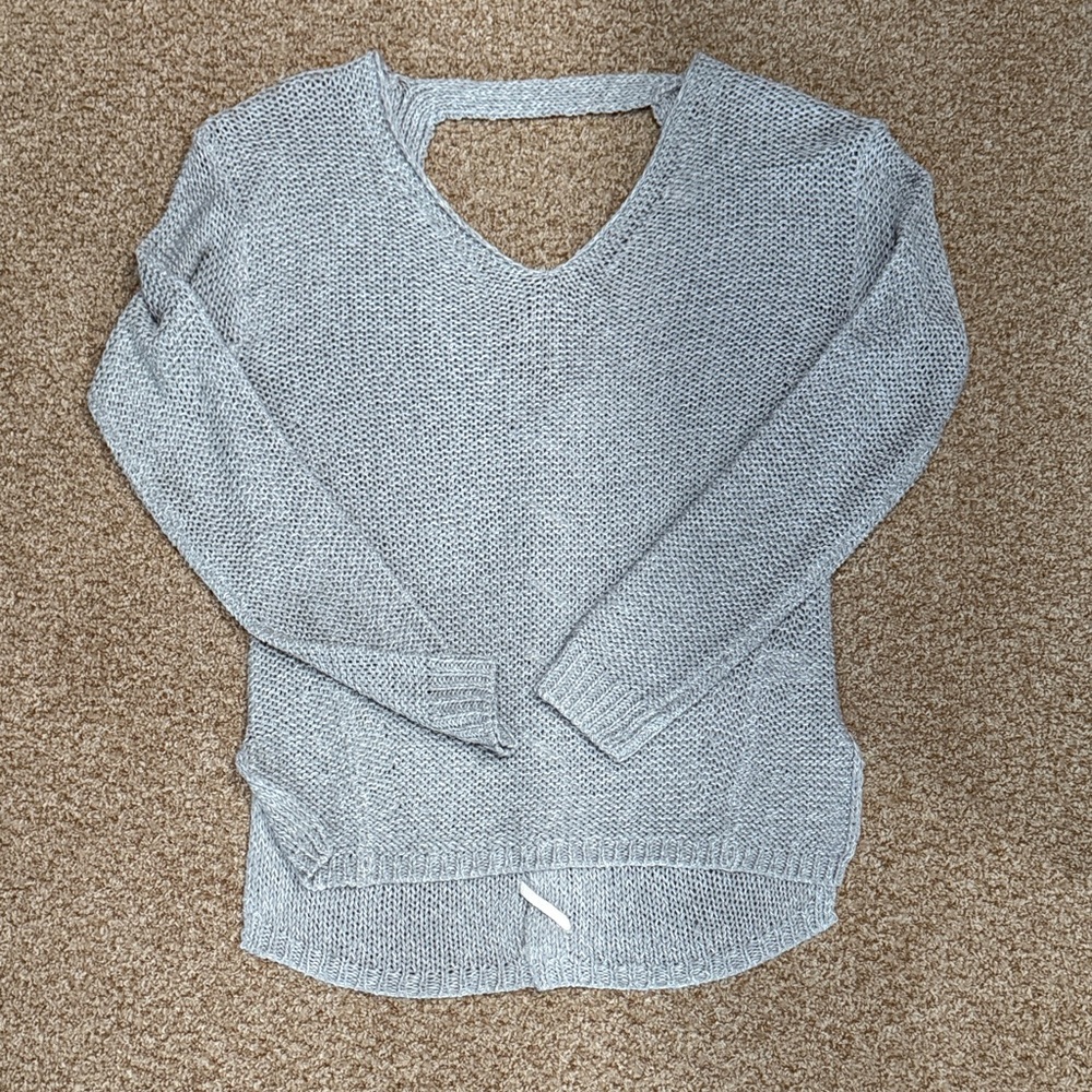 RD Style Light Gray V-Neck Sweater
